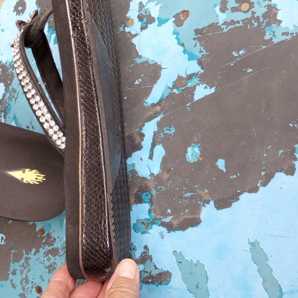 Volatile Flops/Sandals - Picture 2 of 4